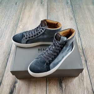 *NIB* KENNETH COLE REACTION Velvet Sneaker.